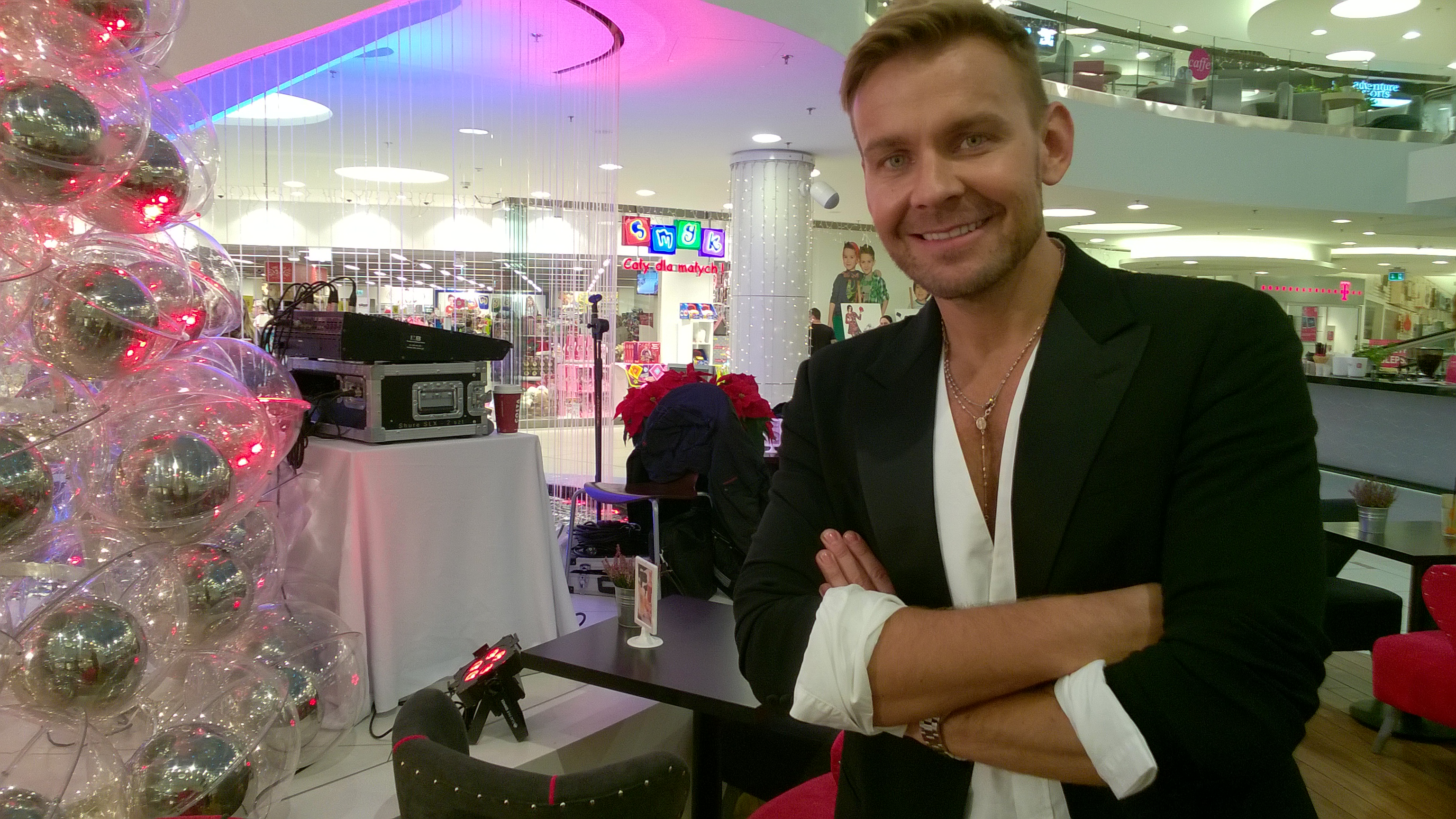 Moda jest zabawą – rozmowa z Dawidem Wolińskim