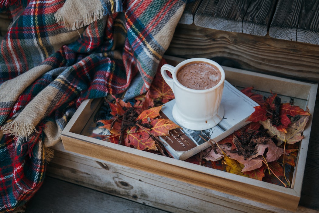 Przepis na szczęście czy komercyjna podpucha? Hygge i lagom – skandynawska sztuka życia