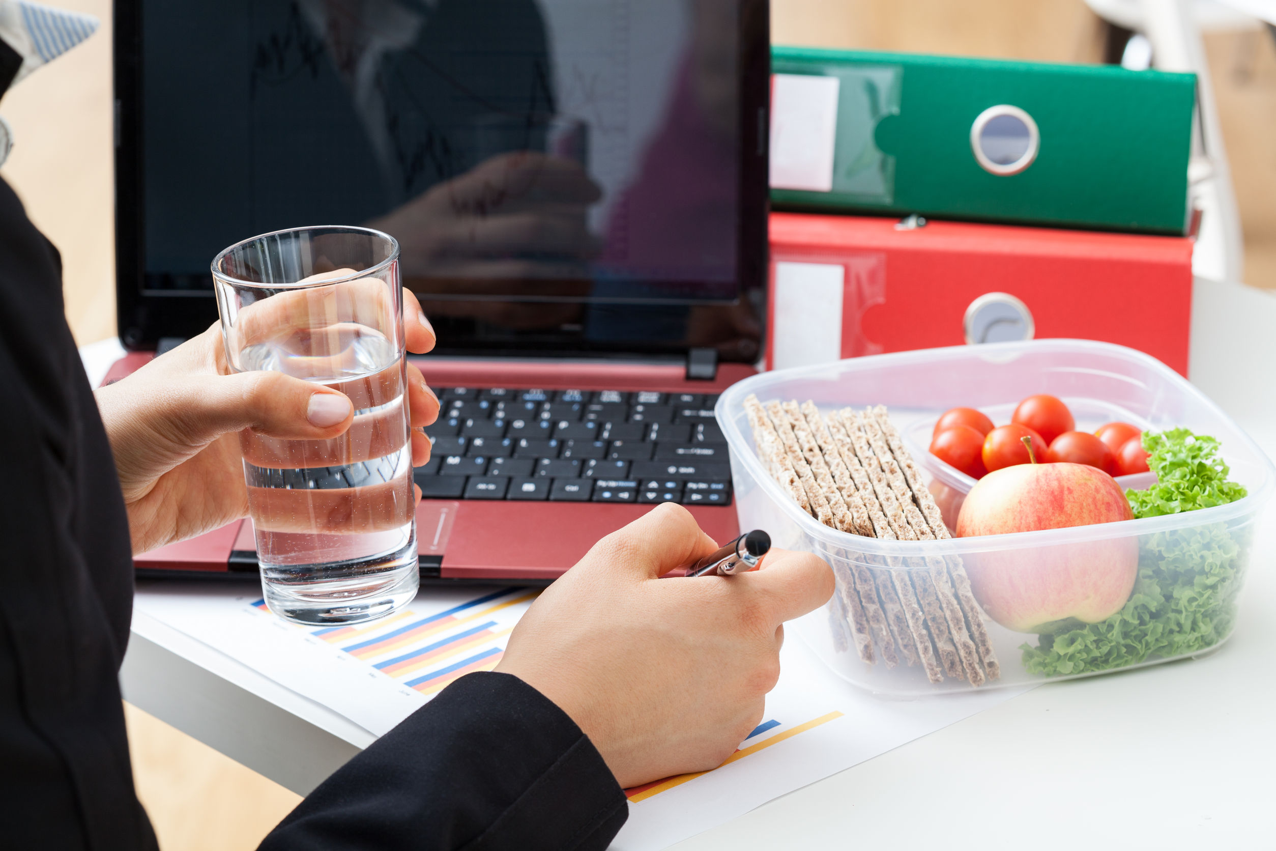 Dieta pudełkowa – redukcja złych nawyków