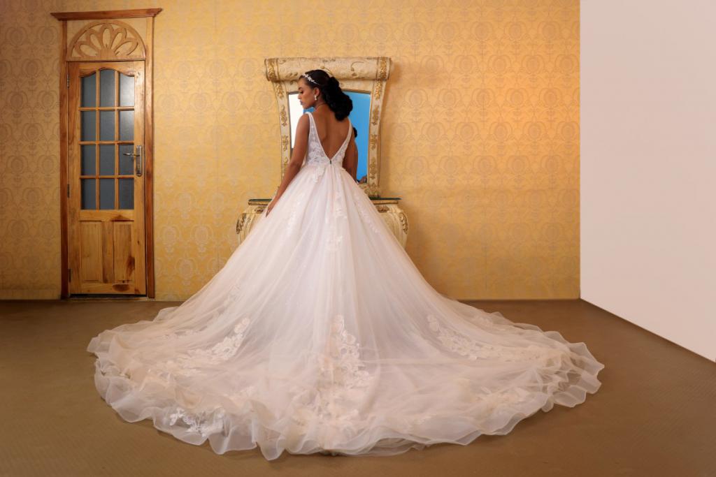 Sennik ślub - poznaj znaczenie snu o sukni ślubnej!