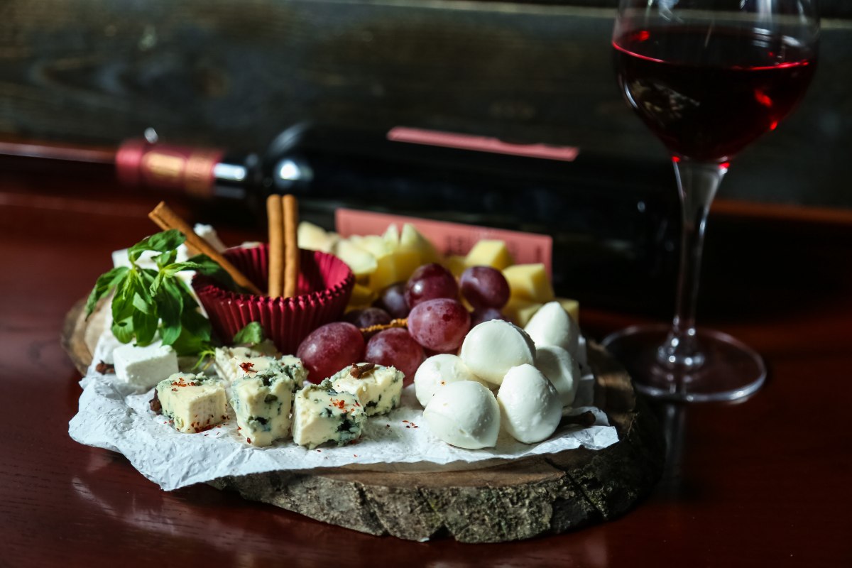 Dowiedz się jak wybrać najlepszy aperitif.