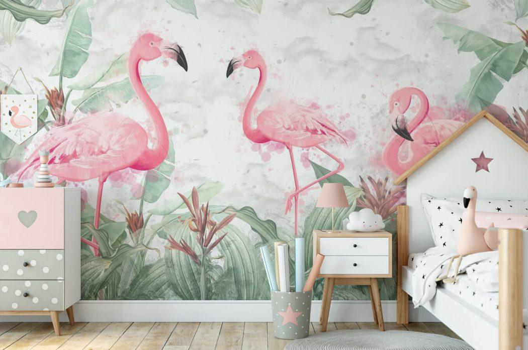 piękny pokój dziecięcy z tapetą w flamingi