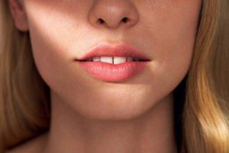 220615 mtp teaxone 30 lips rose single close up karolina 0057 04 ecirgbv2 lowres wp