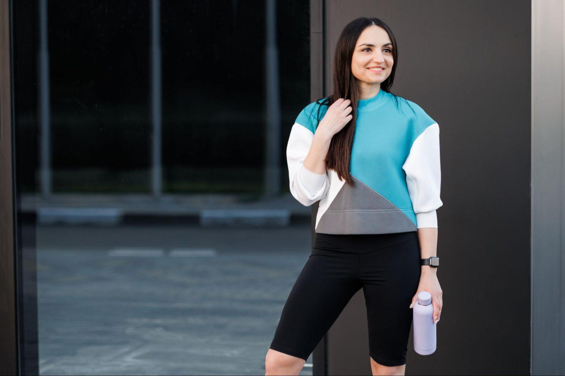 Athleisure – moda w rytmie sportowej elegancji