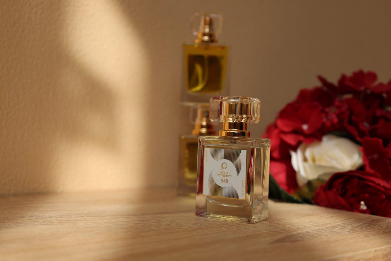 Jak dbać o perfumy niszowe, by długo zachowały swój zapach?