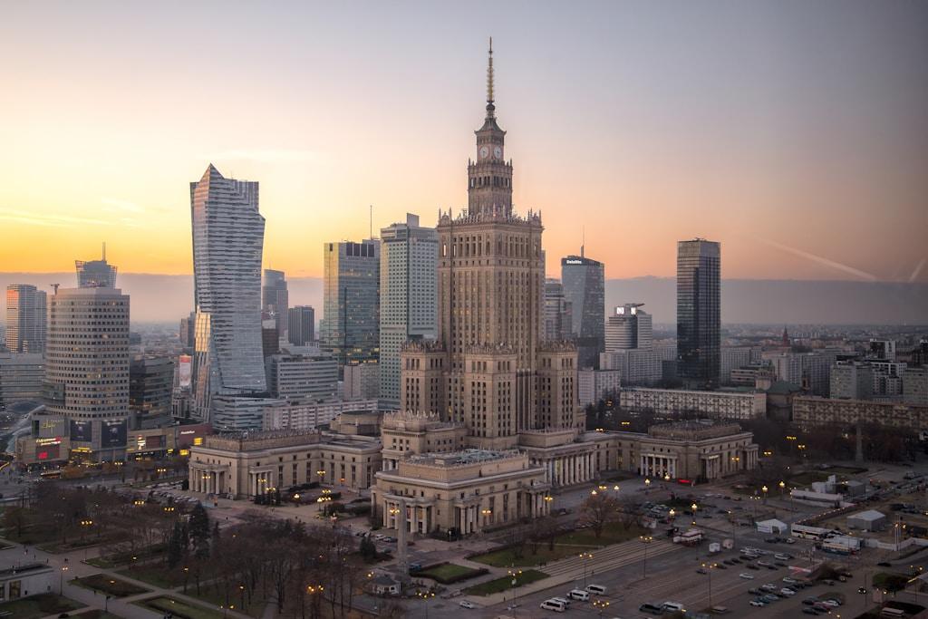 Nowoczesna suknia ślubna – o czym nie zapomnieć by suknia nigdy nie wyszła z mody.