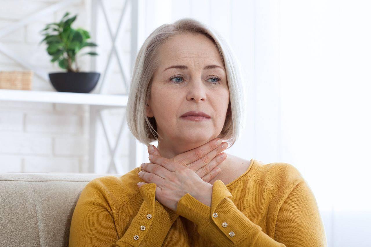 Leczenie zgagi krok po kroku – od domowych sposobów po terapię specjalistyczną