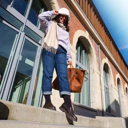 Pończochy przeciwżylakowe a zdrowie nóg kobiet – dlaczego wciąż z nich nie korzystamy?