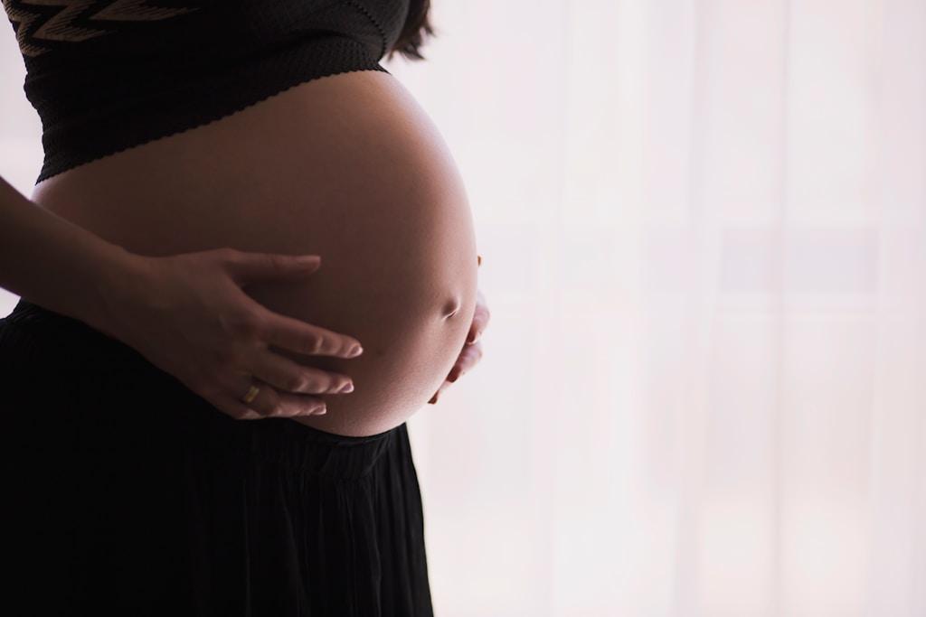 Suplementacja w ciąży – co warto a czego nie warto suplementować w ciąży?